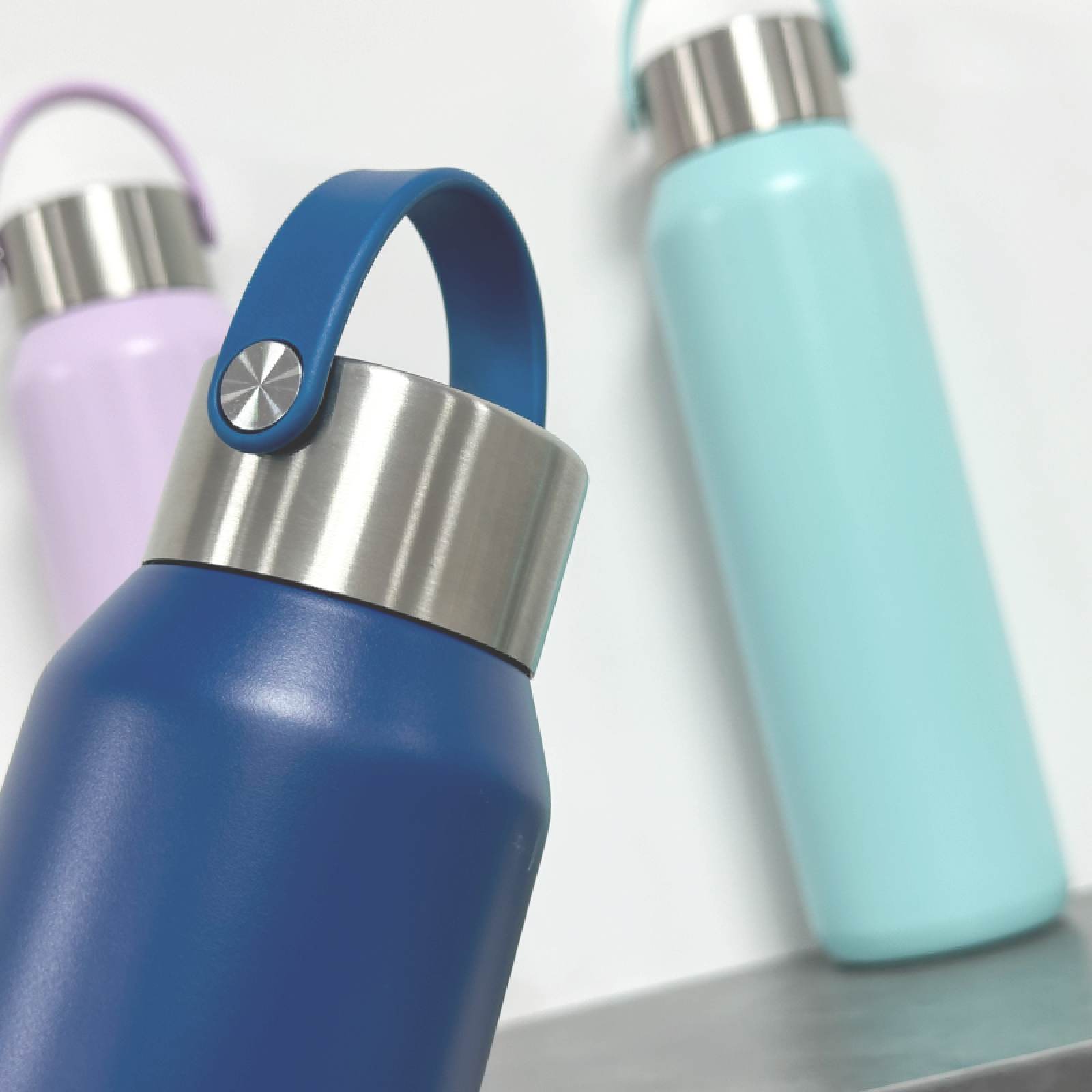 20oz Slim Insulated Stainless Steel Bottle, Leakproof & Lightweight
